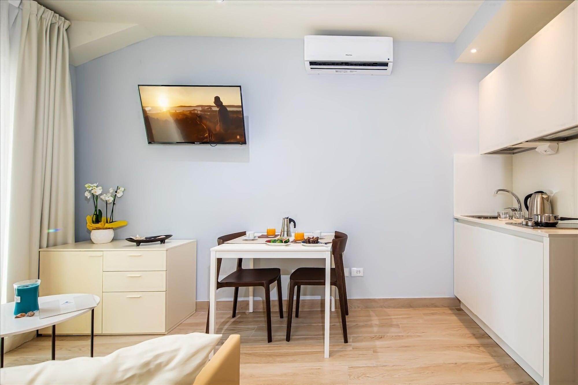 גראדו Aparthotel Touring מראה חיצוני תמונה